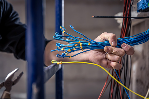 ΗΛΕΚΤΡΟΛΟΓΙΚΕΣ ΕΡΓΑΣΙΕΣ